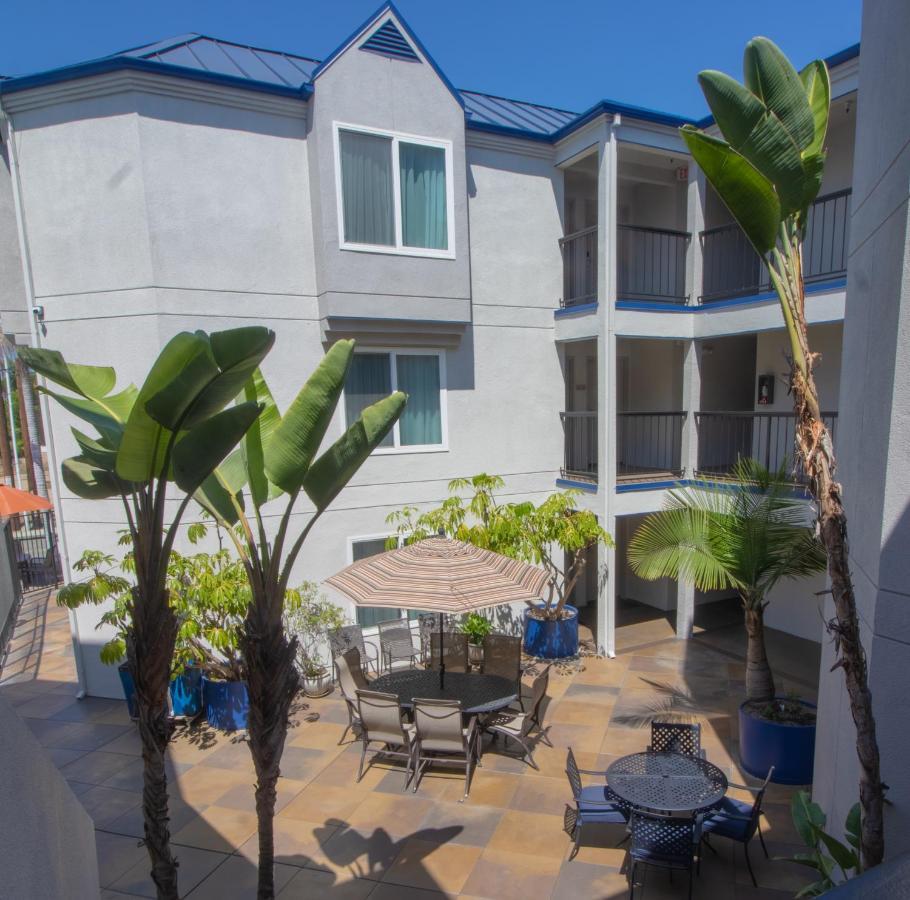Days Inn By Wyndham Carlsbad Zewnętrze zdjęcie