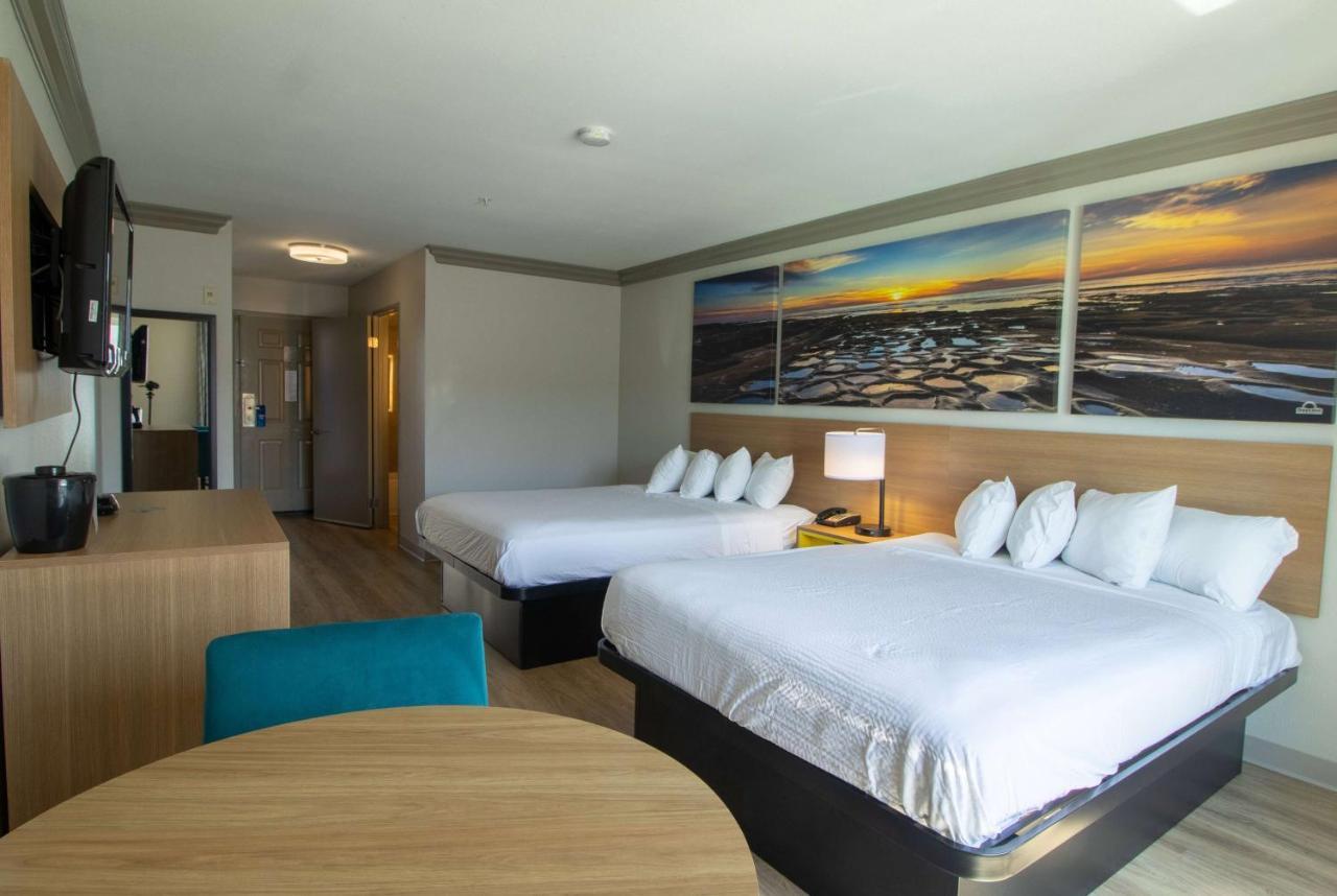 Days Inn By Wyndham Carlsbad Zewnętrze zdjęcie