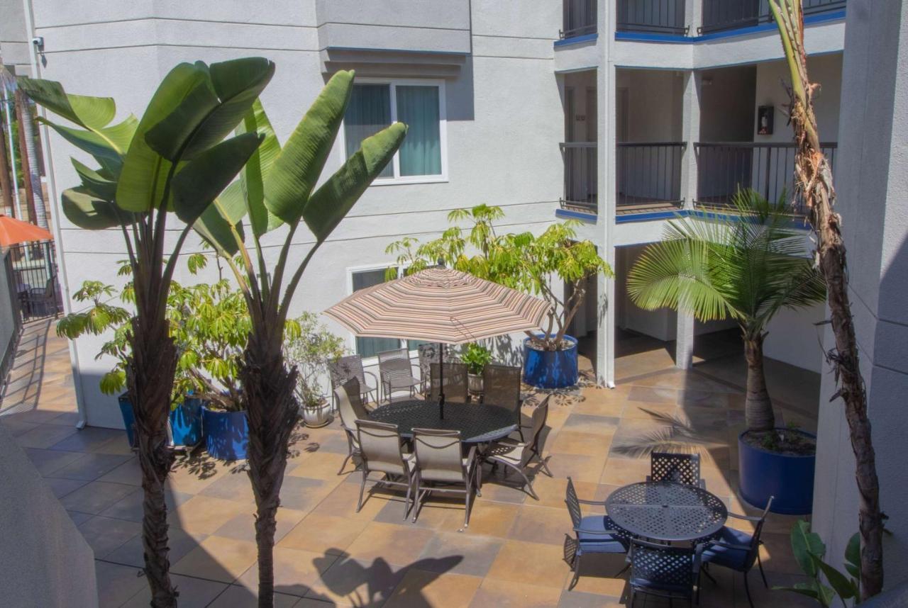 Days Inn By Wyndham Carlsbad Zewnętrze zdjęcie