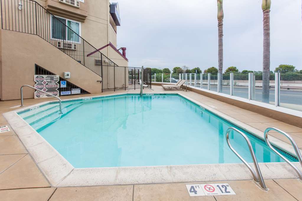 Days Inn By Wyndham Carlsbad Udogodnienia zdjęcie